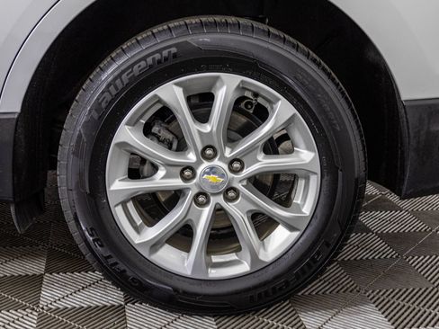 Used 2021 Chevrolet Equinox LT w/ LPO, Cargo Package AWD/4WD image 48