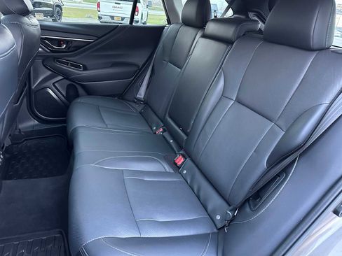 Used 2022 Subaru Outback Limited image 18