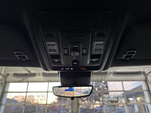 Used 2023 Chevrolet Tahoe High Country image 26