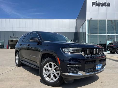 Used 2023 Jeep Grand Cherokee L Limited AWD/4WD image 1