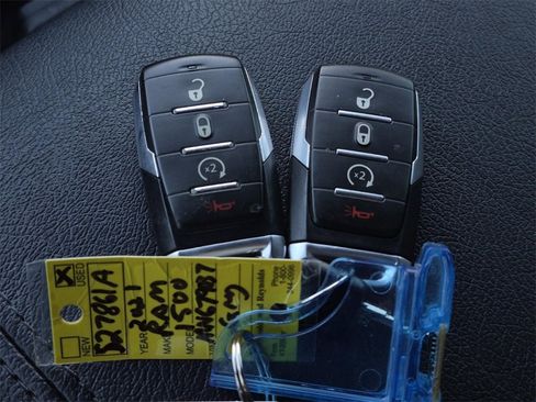 Used 2021 RAM 1500 Lone Star image 32