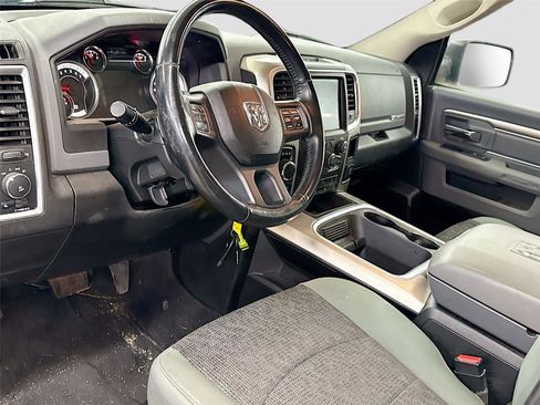 Used 2019 RAM 1500 Big Horn image 7