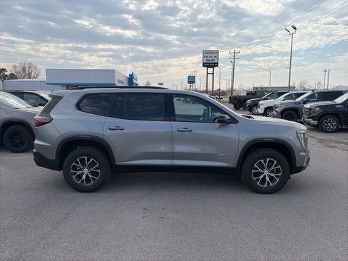 New 2026 GMC Acadia AT4 w/ Luxury Package image 7