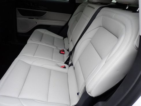 New 2026 Lincoln Nautilus Premier image 23