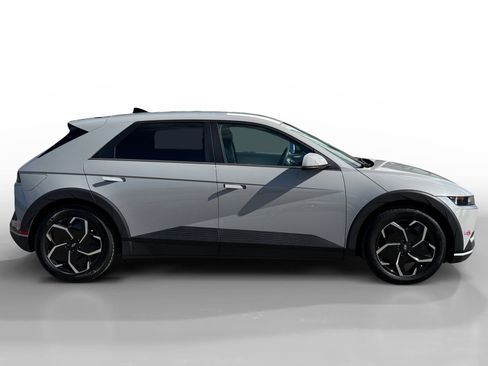 Certified 2024 Hyundai Ioniq 5 SEL image 6