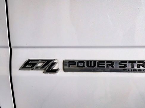 Used 2022 Ford F250 Lariat w/ Lariat Ultimate Package image 43