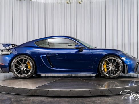 Used 2020 Porsche 718 Cayman GT4 image 19