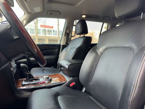 Used 2019 INFINITI QX80 Luxe w/ 22" Wheel Package image 11