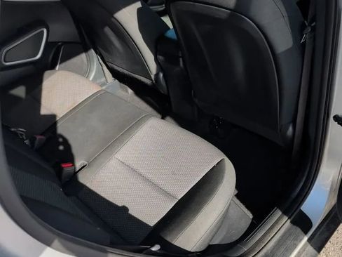 Used 2020 Kia Soul LX FWD image 26