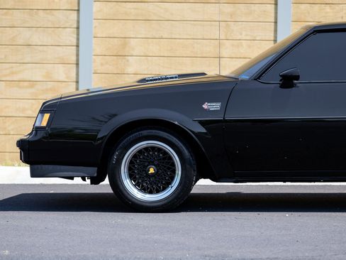 Used 1987 Buick Regal Coupe RWD image 7