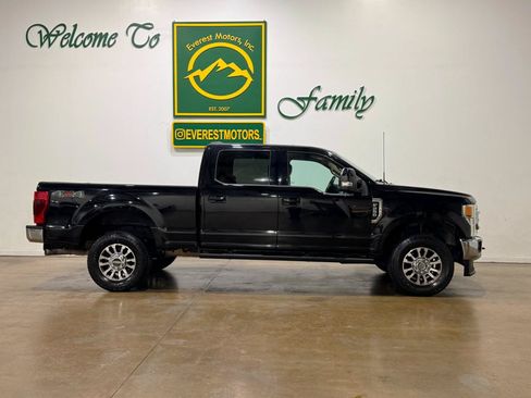 Used 2022 Ford F250 Lariat w/ Lariat Value Package AWD/4WD image 2