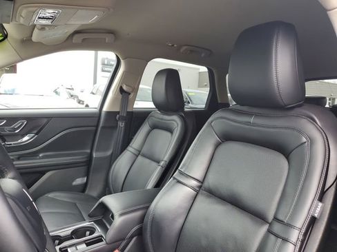 Certified 2024 Lincoln Corsair Reserve w/ Equipment Group 201A AWD/4WD image 10
