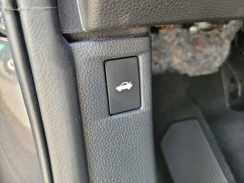 Used 2023 Honda Accord Touring image 18