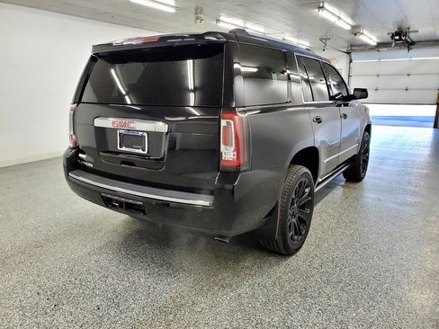 Used 2020 GMC Yukon Denali w/ Denali Ultimate Black Edition image 4