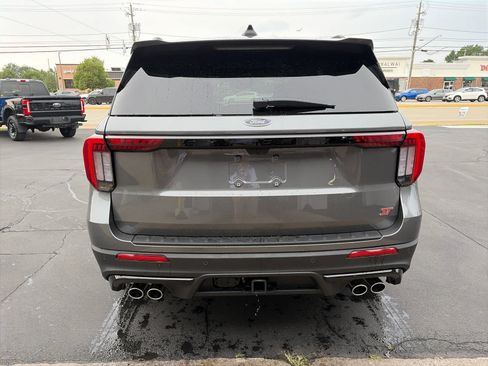 New 2026 Ford Explorer ST w/ Sun And Sound Package AWD/4WD image 9