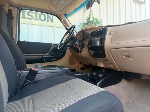 Used 2003 Ford Ranger FX4 AWD/4WD image 12