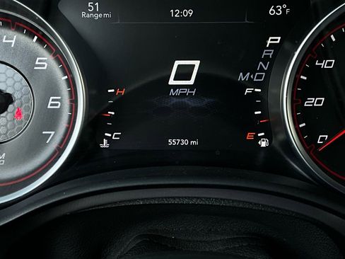 Used 2022 Dodge Charger SXT image 35