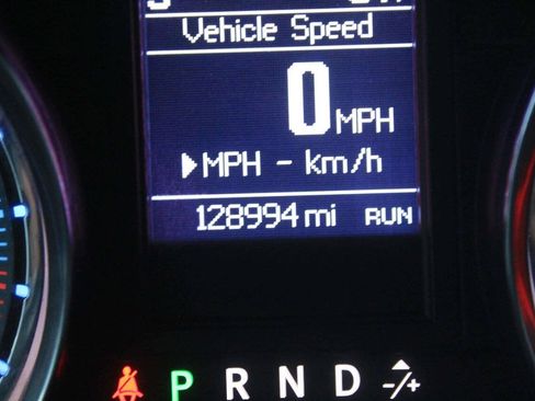 Used 2013 Chrysler Town & Country Touring w/ Trailer Tow Group FWD image 7