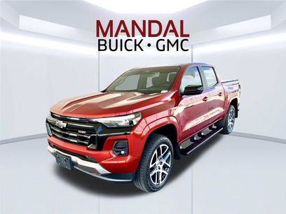 Used 2024 Chevrolet Colorado Z71 w/ Z71 Convenience Package 2