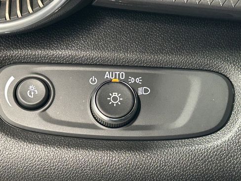 Used 2024 Chevrolet Trax ACTIV w/ Driver Confidence Package image 20