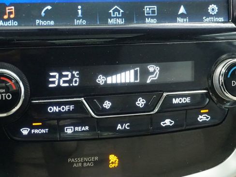 Used 2017 Nissan Murano Platinum image 31