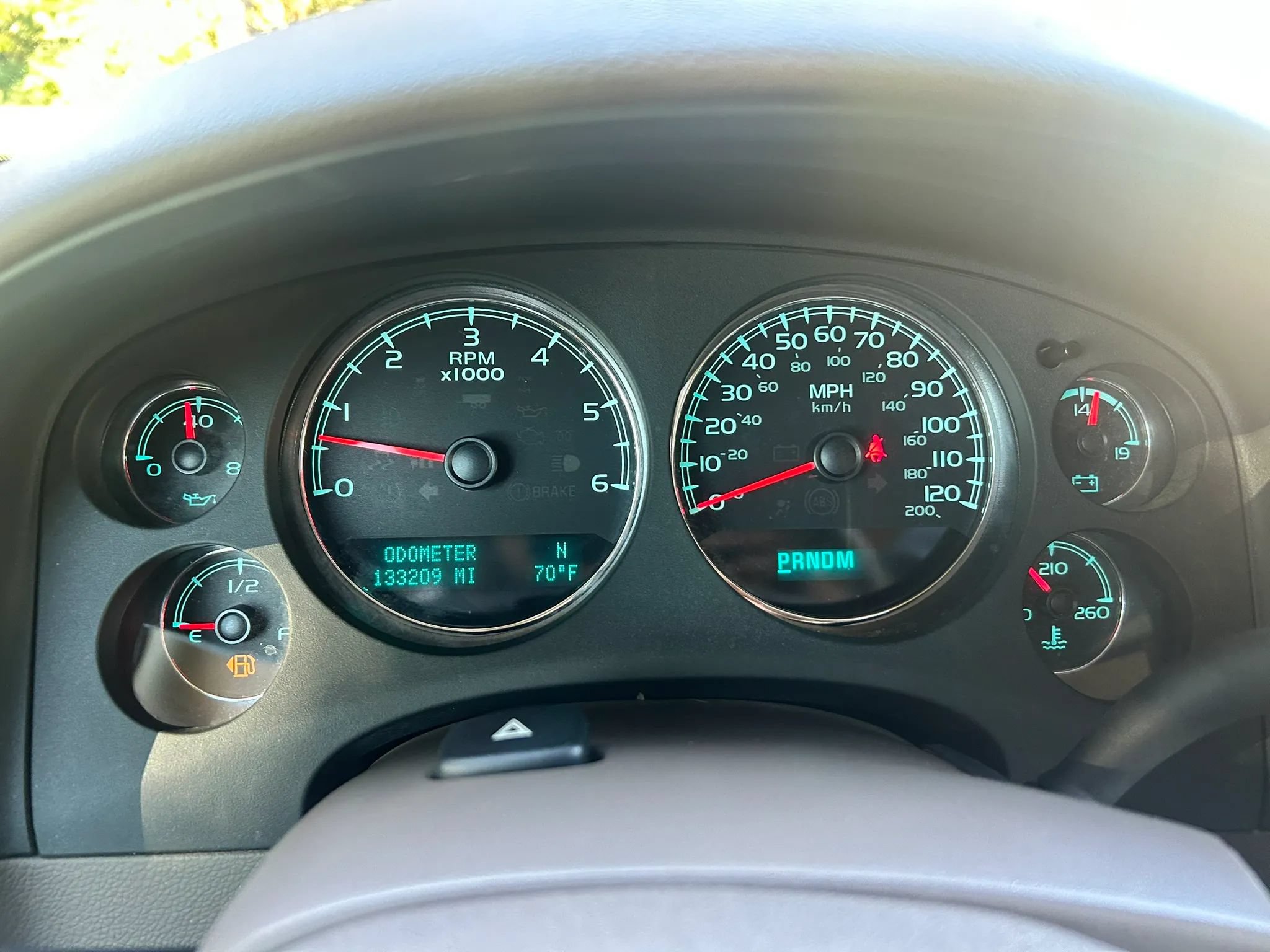 Used 2013 Chevrolet Suburban LS w/ Convenience Package 1 RWD image 21
