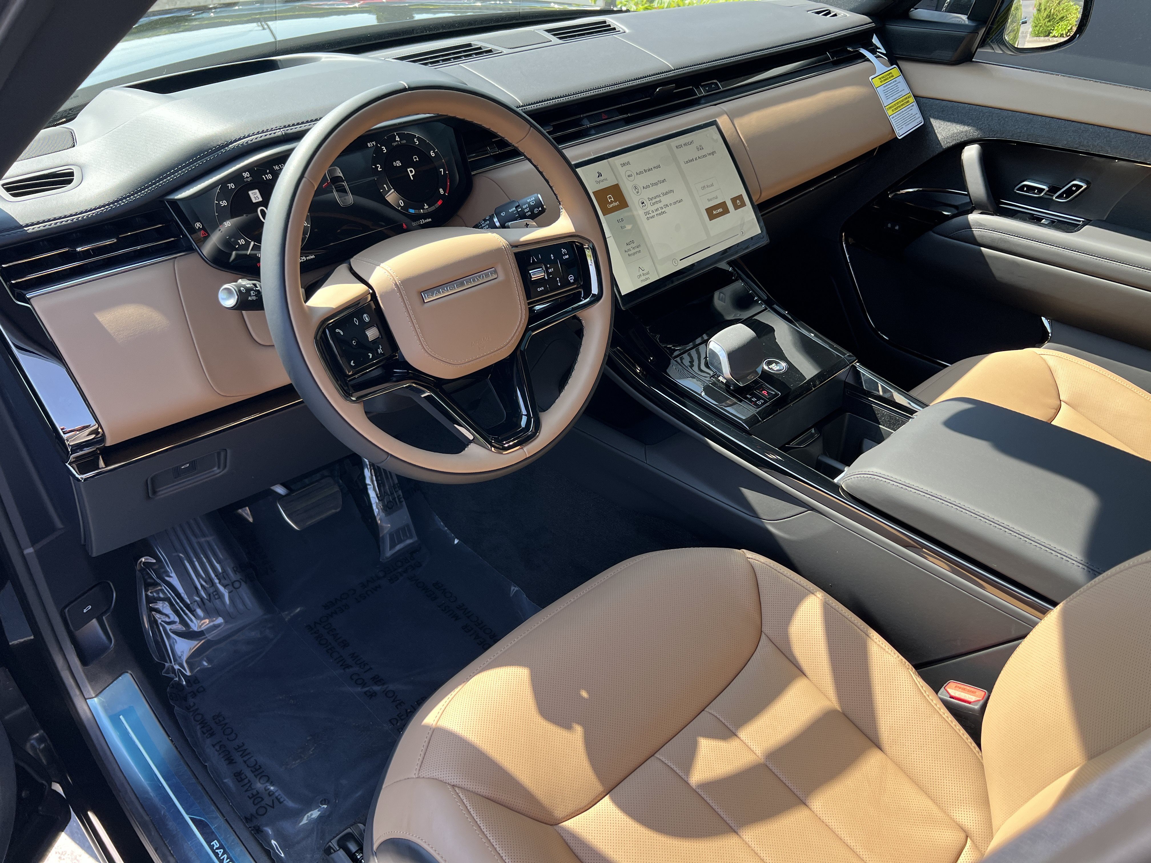 New 2025 Land Rover Range Rover Sport Dynamic SE AWD/4WD image 21