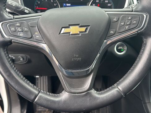 Used 2020 Chevrolet Equinox LT image 15