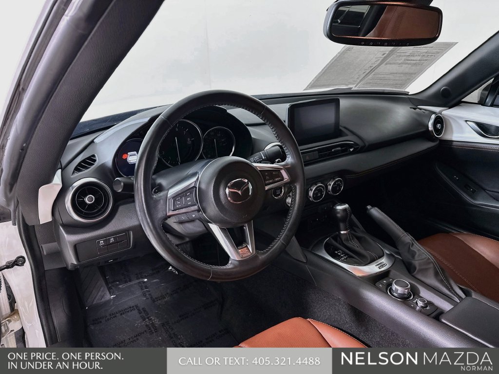 Used 2023 MAZDA MX-5 Miata Grand Touring RWD image 10