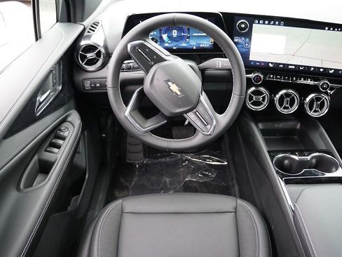 New 2026 Chevrolet Blazer EV LT image 12