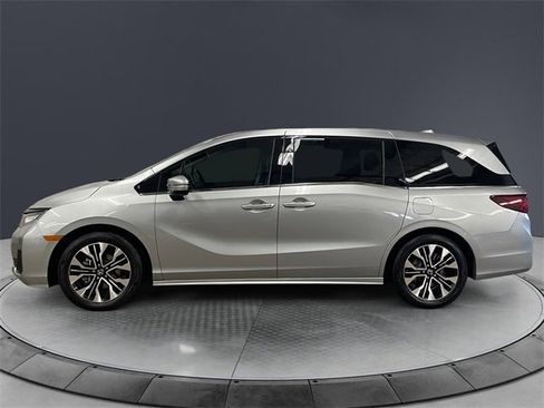 Certified 2025 Honda Odyssey Elite image 2
