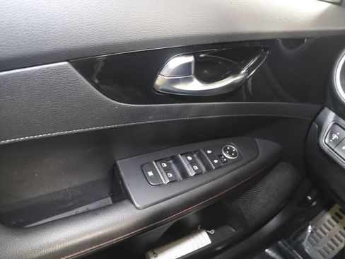 Used 2022 Kia Forte GT w/ GT2 Package FWD image 31