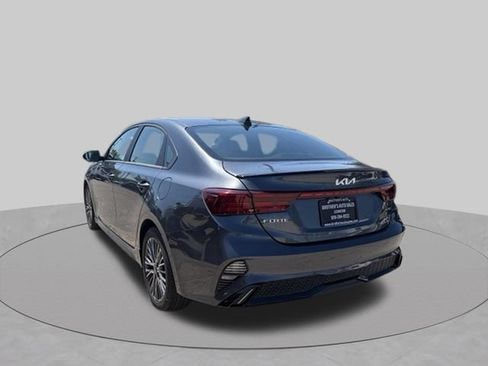 Used 2024 Kia Forte GT-Line w/ GT-Line Premium Package FWD image 4