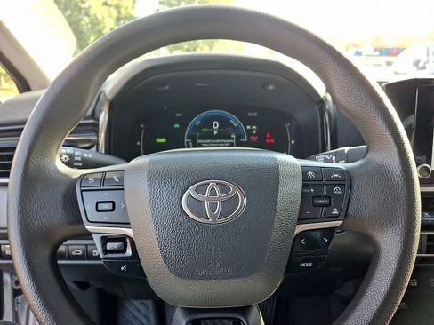 Certified 2025 Toyota Camry XSE image 18