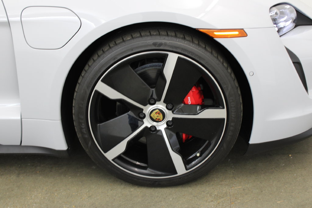 Certified 2024 Porsche Taycan 4S AWD/4WD image 16