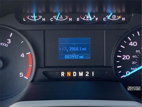 Used 2022 Ford F750 2WD Regular Cab Super Duty image 28