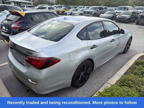 Used 2019 INFINITI Q70 Luxe w/ Sport Package RWD image 3