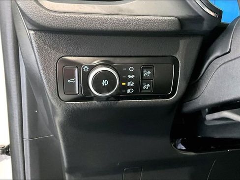 Used 2025 Ford Escape Platinum AWD/4WD image 44