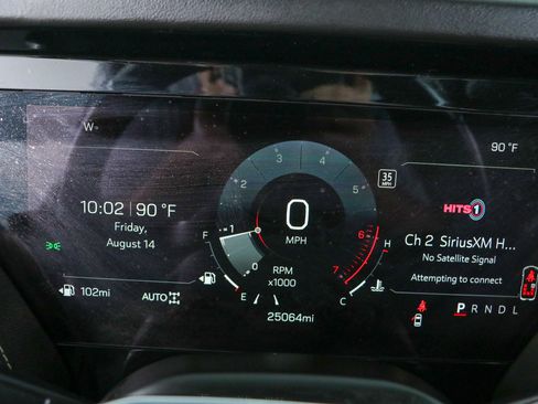 Used 2025 GMC Yukon Elevation w/ LPO, Elevation Black Package AWD/4WD image 16