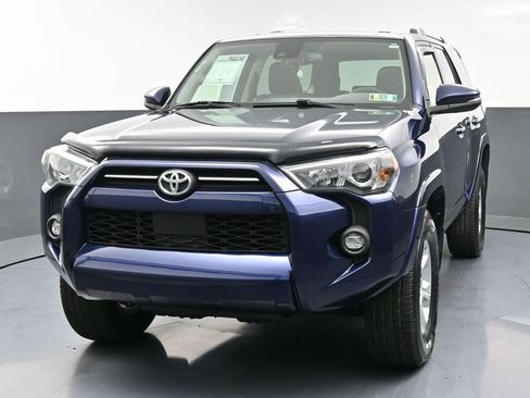 Used 2021 Toyota 4Runner SR5 Premium w/ Moonroof Package image 7