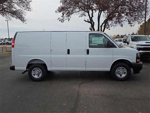New 2025 Chevrolet Express 2500 Work Van w/ Driver Convenience Package image 5
