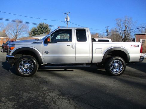 Used 2014 Ford F350 Lariat w/ Chrome Package image 4