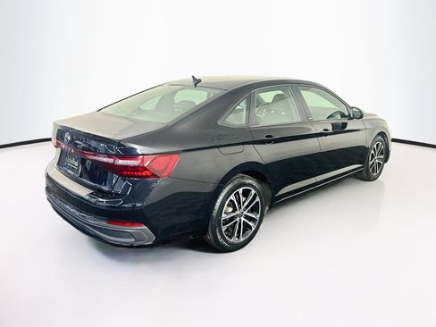 Used 2025 Volkswagen Jetta Sport FWD image 9