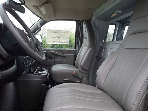 New 2024 GMC Savana 2500 w/ Driver Convenience Package image 6