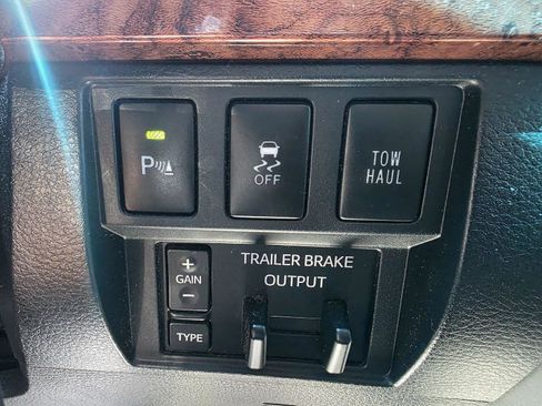 Used 2016 Toyota Tundra 1794 Edition AWD/4WD image 17