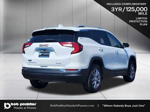 Used 2023 GMC Terrain SLT AWD/4WD image 25