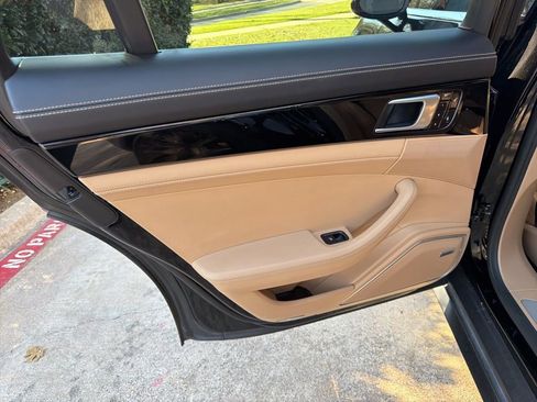 Used 2018 Porsche Panamera Turbo image 14