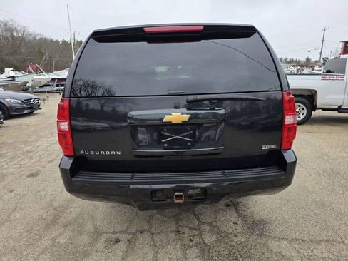 Used 2012 Chevrolet Suburban LT w/ Luxury Package AWD/4WD image 11