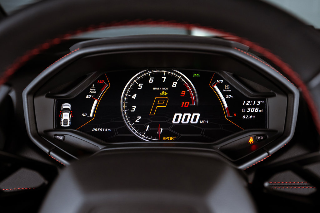 Used 2021 Lamborghini Huracan EVO RWD image 12