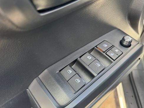 Certified 2023 Toyota Tacoma SR image 15